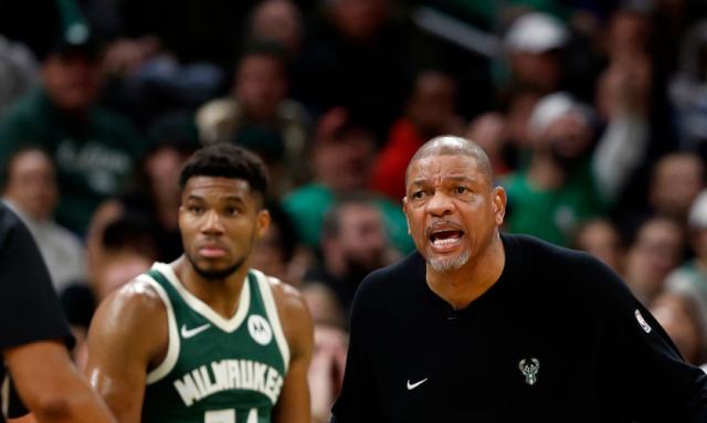 开云-五连败，雄鹿危机四伏：双巨头缺帮手