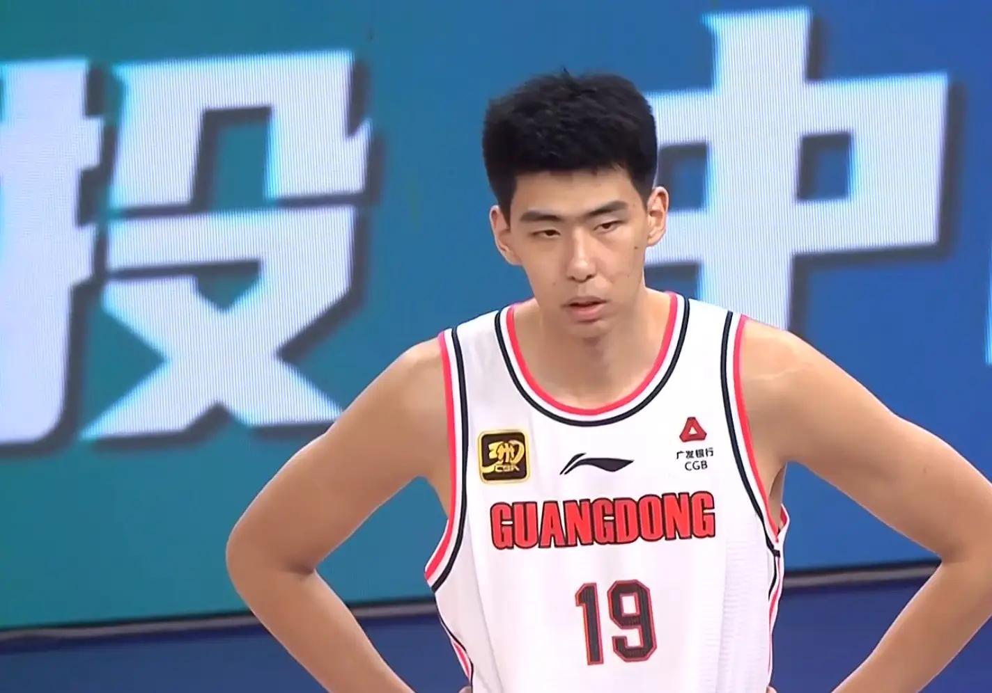 kaiyun-广东被美国球队绝杀！防守拉胯，彰华非无地位，杜润旺杨溢难救主