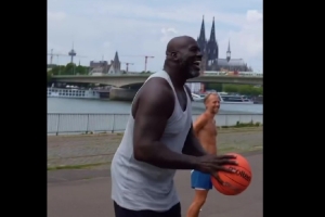 奥尼尔晒17中0视频：”暗黑诺维茨基“失准了 3年2.4亿谁签我