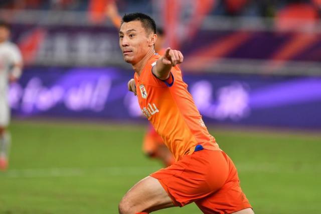 kaiyun-崔康熙如何笑傲饭碗德比？第3胜徐正源靠的是搏命