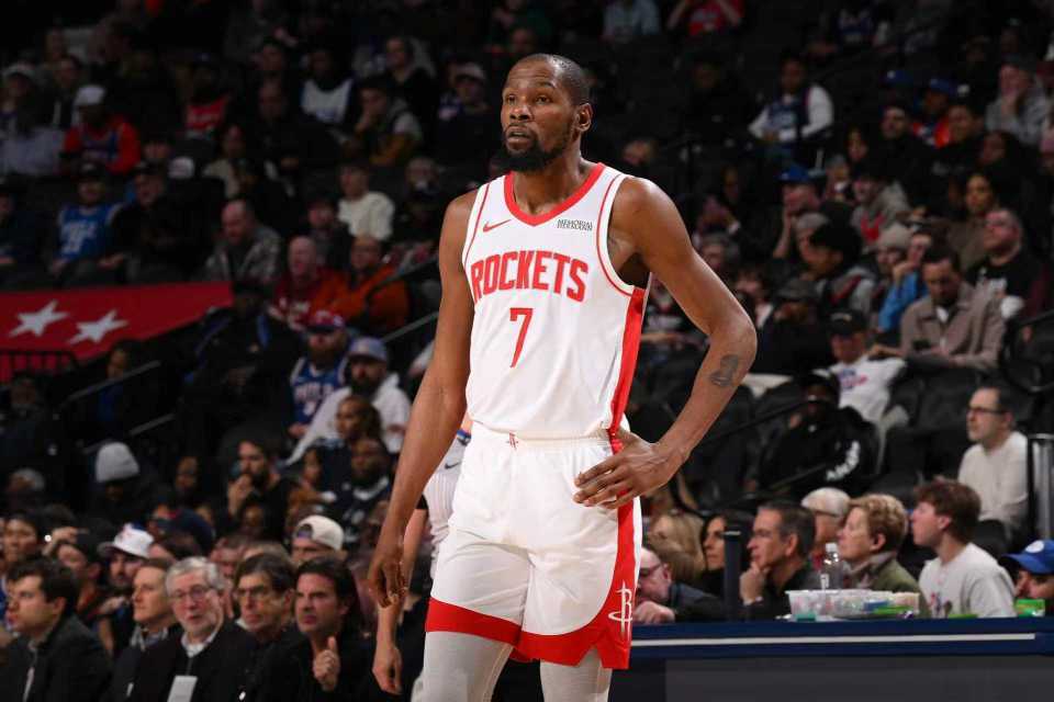 开云-杜兰特36+7火箭加时惜败76人 恩比德32+15+10马克西36+10